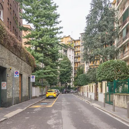 Cosmopolitan Apartment