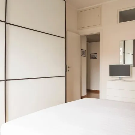Apartment Cosmopolitan *