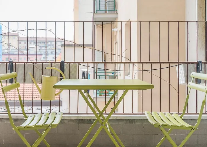 Cosmopolitan Home, 2 Bedrooms, 2 Bth, 5 Guests Apartment Mailand
