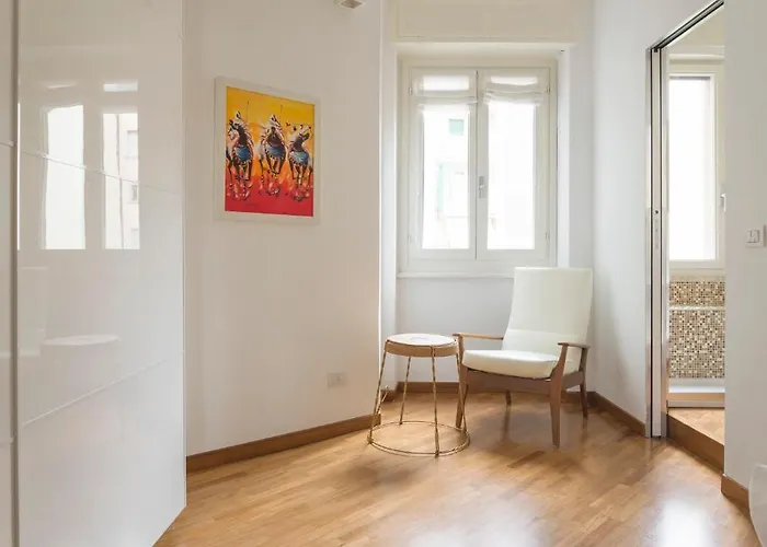 Cosmopolitan Home, 2 Bedrooms, 2 Bth, 5 Guests Apartment Mailand